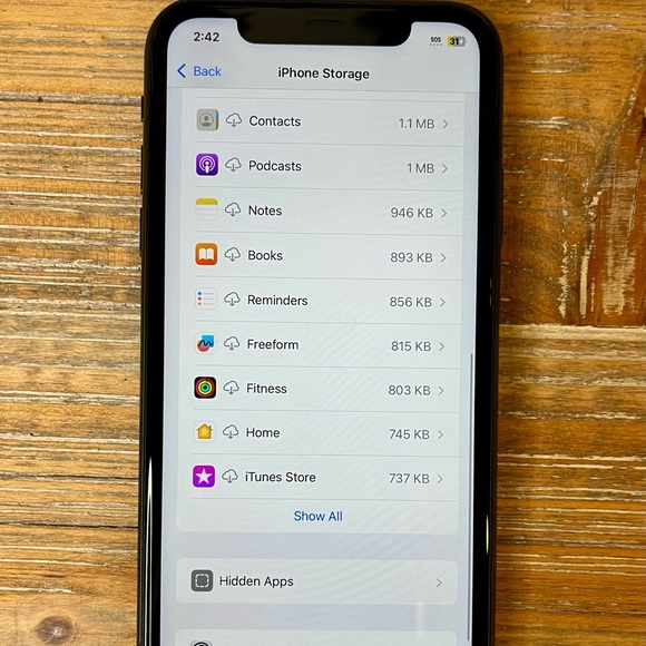Apple iPhone 11 64GB, Black, Unlocked - Picture 13 of 16